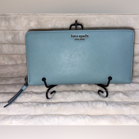 kate spade Blue Wallet - Picture 1 of 8